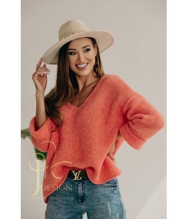 SWETER KRÓTKI OVERSIZE NELI J&K Swetry Damskie