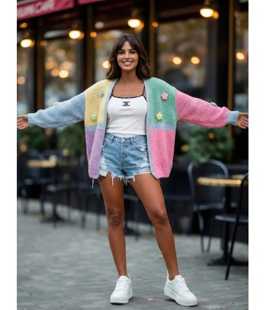 Kolorowy sweter z kwiatkami oversize damski Holly