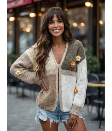Kolorowy sweter z kwiatkami oversize damski Holly
