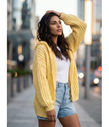 Wygodny sweter z kapturem oversize damski Moon