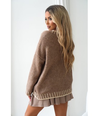 Sweter z ozdobnym wzorem Kiti